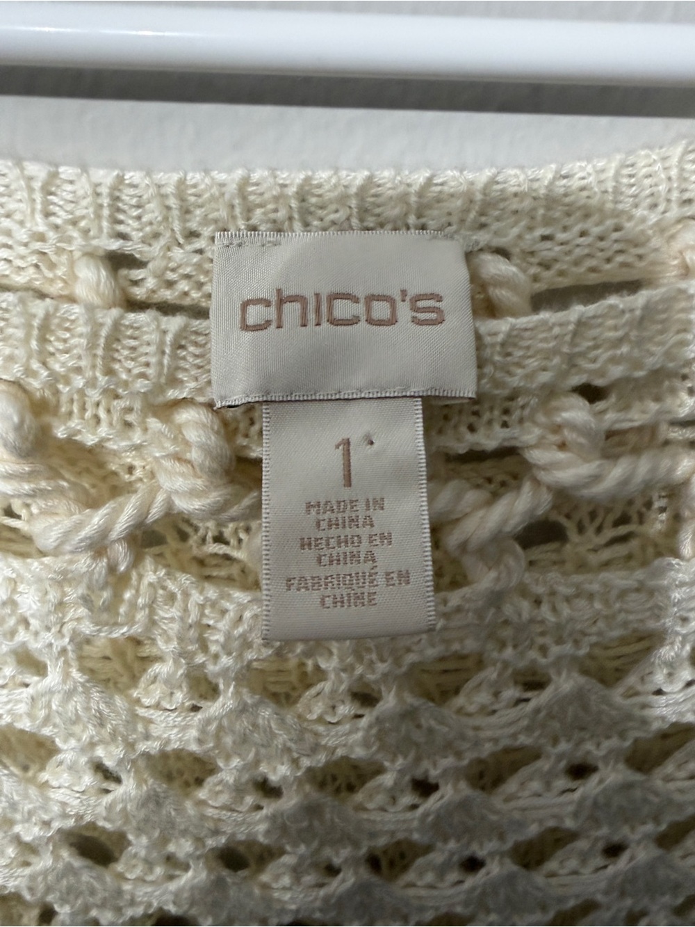 Women’s Chico’s Size 1 Ivory Cream Open Knit Crochet 3/4 Sleeve Sweater Top - Picture 4 of 4